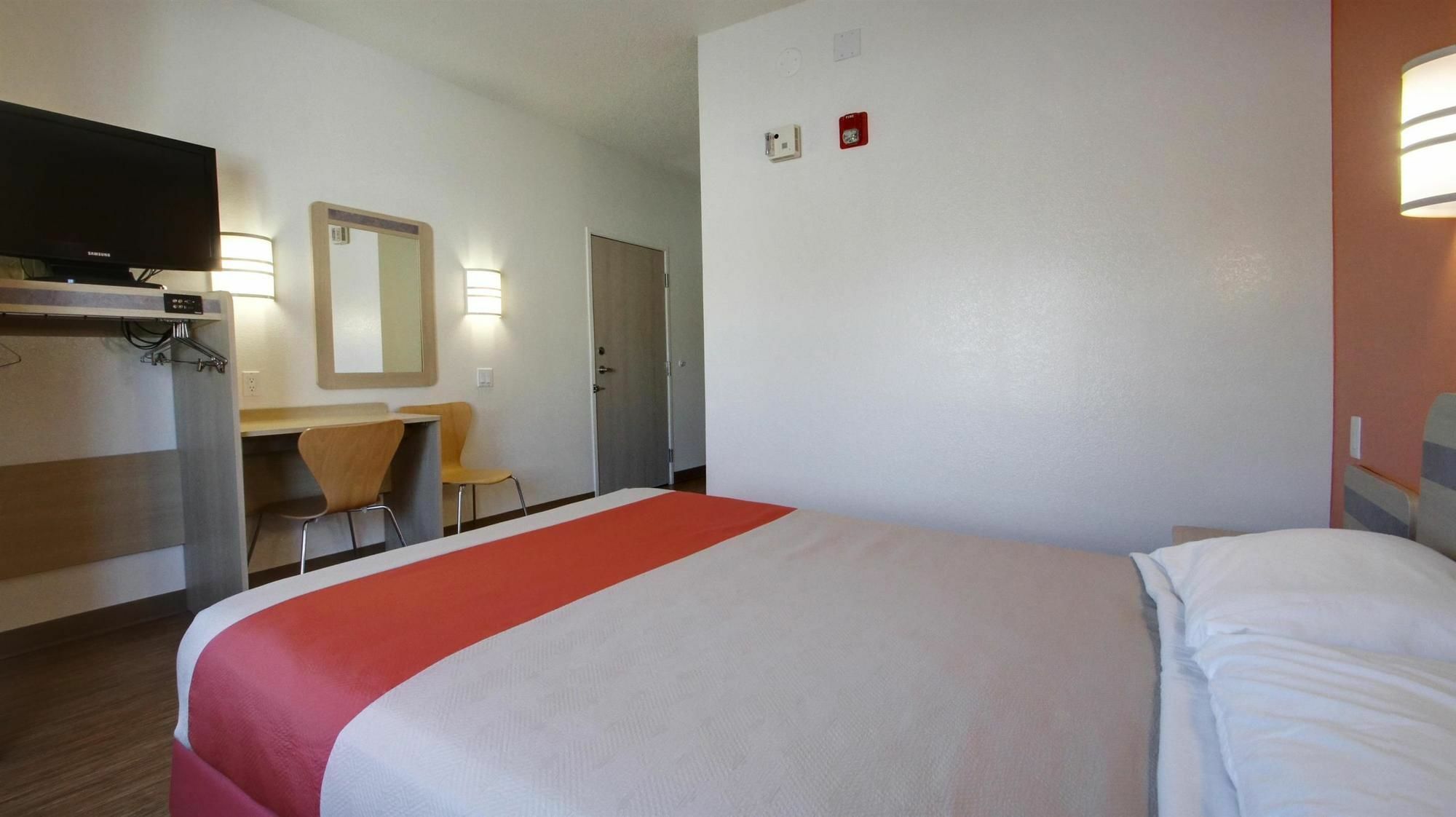 Motel 6 Lehi, Ut - Thanksgiving Point Eksteriør billede